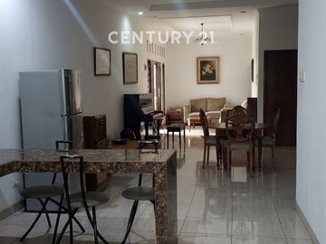 Dijual Rumah Berikut Tanah Kosong Bonus Kontrakan