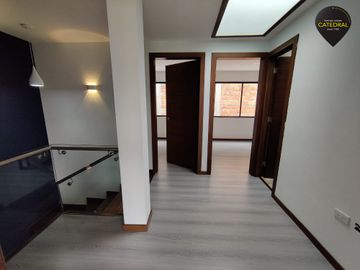 Villa Casa Edificio de venta en Charasol-condominio el Altor – código:20666