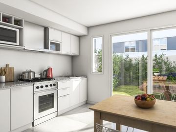 Dúplex en venta de 2 dormitorios c/ cochera en Ituzaingó Norte