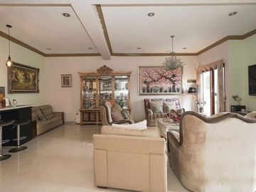 Rumah Hadap Timur LB 550 SHM 10 Menit ke Kota Kasablanka J-40769
