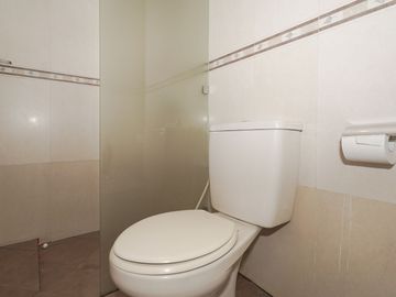 Rumah Hadap Timur LB 550 SHM 10 Menit ke Kota Kasablanka J-40769
