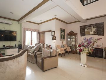 Rumah Hadap Timur LB 550 SHM 10 Menit ke Kota Kasablanka J-40769