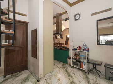 Rumah Hadap Timur LB 550 SHM 10 Menit ke Kota Kasablanka J-40769