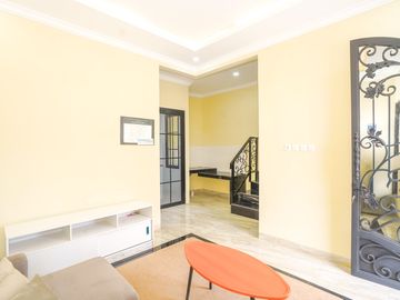 Rumah 2 Lt SHM 5 Mnt ke Gerbang Tol Sawangan Dibantu KPR J-48448