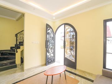 Rumah 2 Lt SHM 5 Mnt ke Gerbang Tol Sawangan Dibantu KPR J-48448