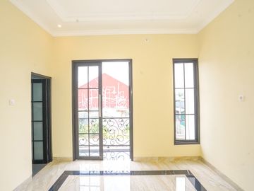 Rumah 2 Lt SHM 5 Mnt ke Gerbang Tol Sawangan Dibantu KPR J-48448