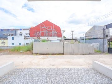 Rumah 2 Lt SHM 5 Mnt ke Gerbang Tol Sawangan Dibantu KPR J-48448
