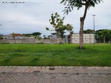 Kavling Bahama F01, Palm Beach, Pakuwon City STRATEGIS, LANGKA, row 3 mobil