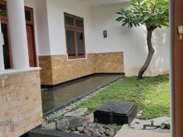 RUMAH TINGGAL Siap huni, lingkungan aman dan nyaman