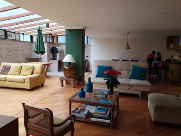apartamento en venta en la carolina. Cod V1743