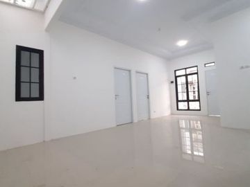 Rumah minimalis di Rangkapan Jaya Depok