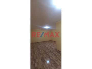 🏡 ¡GRAN OPORTUNIDAD EN EL RÍMAC! VENTA DE DEPARTAMENTO EN URB. EL MANZANO
Se vende acogedor departamento de 63 m², ideal para familias, parejas o com