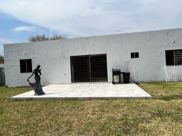 QUINTA CON ALBERCA EN VENTA, CARRETERA NACIONAL