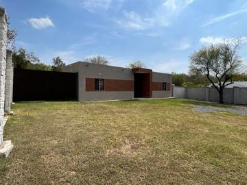 QUINTA CON ALBERCA EN VENTA, CARRETERA NACIONAL