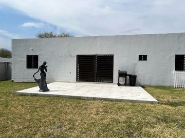 QUINTA CON ALBERCA EN VENTA, CARRETERA NACIONAL