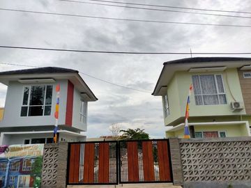 Hunian asri sejuk semi villa mewah asri di Soekarno Hatta Bandung