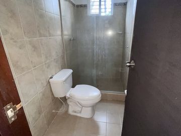 casa en venta en prados del norte. Cod V18186