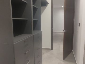 COMPRA HERMOSO TOWNHOUSES EN VILLANDARES, SLP