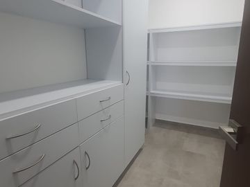 COMPRA HERMOSO TOWNHOUSES EN VILLANDARES, SLP