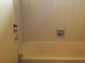 CHALET SOBRE HERMOSO LOTE DOBLE