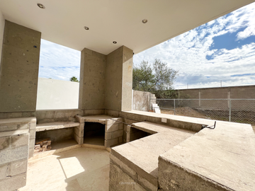 VENTA DE CASA EN LOS LAGOS