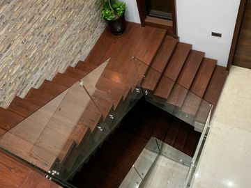 VENTA DE CASA EN LOS LAGOS