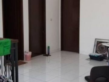 Rumah siap huni 2 lantai dalam cluster di Ciputat