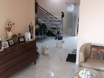 Graha Santoso Regency, Rumah Minimalis 2 lantai, Lingkungan Asri Surabaya Timur, Terawat, Siap huni, One Gate System