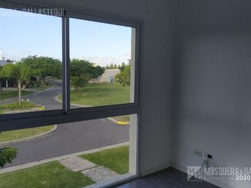 Casa en venta- Barrio Privado San Marco