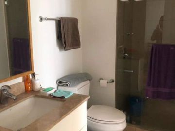 Condominium 1 Bedroom: 1BR Condo For Sale in Joya South Tower Rockwell Makati City