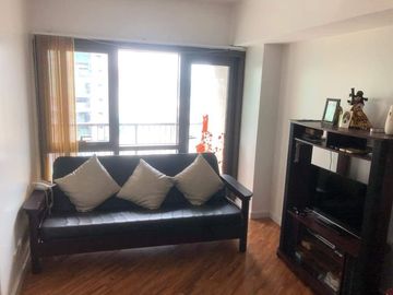 Condominium 1 Bedroom: 1BR Condo For Sale in Joya South Tower Rockwell Makati City