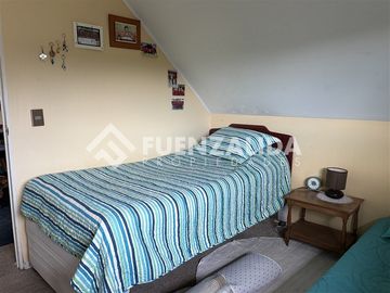 Venta Casa AMOBLADA 3D2B Quincho Zona Clínica Puerto Varas