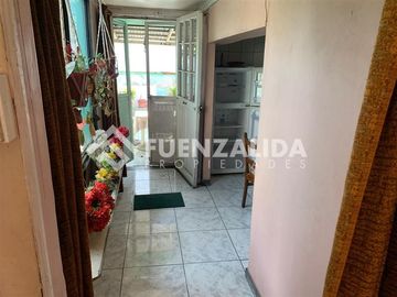 Solo Contado!!! Casa en venta de 4 dorm. en Independencia