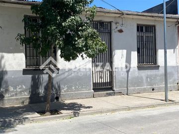 Solo Contado!!! Casa en venta de 4 dorm. en Independencia