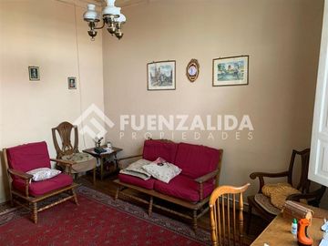 Solo Contado!!! Casa en venta de 4 dorm. en Independencia