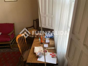 Solo Contado!!! Casa en venta de 4 dorm. en Independencia