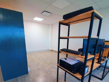 Oficina - Amaneceres Office (Comerciales)
