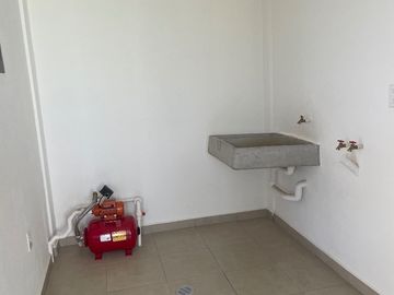 VENTA DE CASA FRACCIONAMIENTO MIRALTA