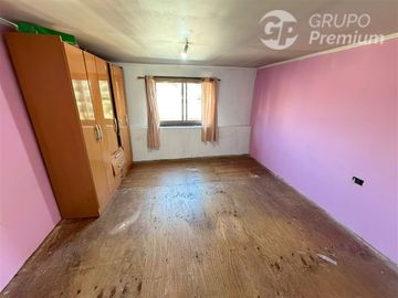 Casa en venta en Lo Prado, 3D 1B