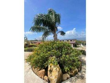 Proyecto de Montaña / Terrenos y Casas