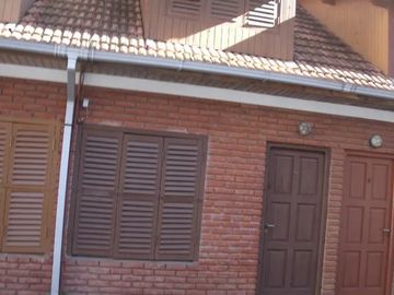 PH en venta - 2 dormitorios 2 baños - cochera - 77mts2 - San Bernardo Del Tuyú