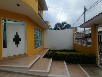 Casa en venta en Col. Primero de Mayo Norte. BOCA DEL RÍO, VERACRUZ.