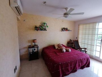 Casa en venta en Col. Primero de Mayo Norte. BOCA DEL RÍO, VERACRUZ.