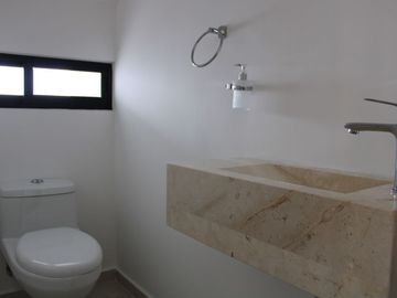 VENTA CASA EN REAL MONTEJO AL NORTE DE MERIDA, YUCATAN