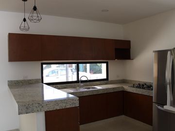 VENTA CASA EN REAL MONTEJO AL NORTE DE MERIDA, YUCATAN