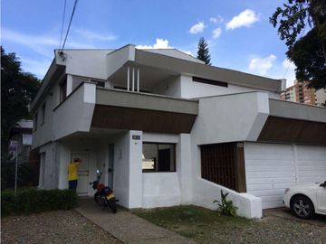 Casa para inversionista con rentabilidad de 0.7% neto en la Aguacatala
