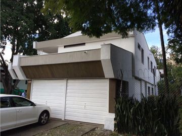 Casa para inversionista con rentabilidad de 0.7% neto en la Aguacatala