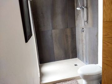 CASA EN VENTA EN FRACC. NAVARRA! A 500m FEDERAL A ATLIXCO! ENORME JARDÍN!