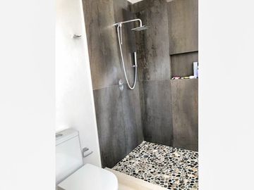 CASA EN VENTA EN FRACC. NAVARRA! A 500m FEDERAL A ATLIXCO! ENORME JARDÍN!