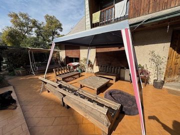 Casa en venta de 4 dorm. en Las Condes